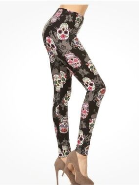 Leggings Depot Black Sugar Skull & Rose Print Leggings